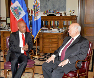 Haitian President Michel Martelly and Secretary General of the Organization of American States (OAS), José Miguel Insulza.