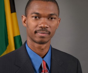 Minister Arnaldo Brown 