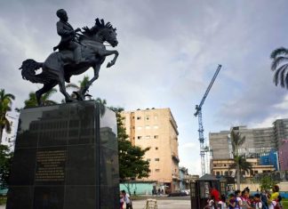 cuban-statue-of-jose-marti-unveiled