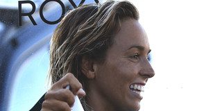 Breitling Sally-Fitzgibbons-Surfers-Squads