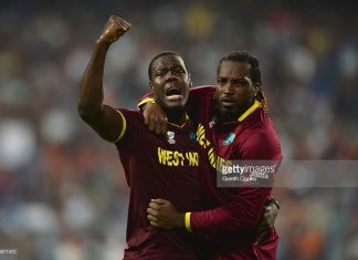 Carlos-Brathwaite-and-chris-gayle