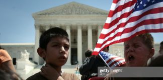 immigrant-children-protest