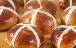 guyana-hot-cross-buns-recipe