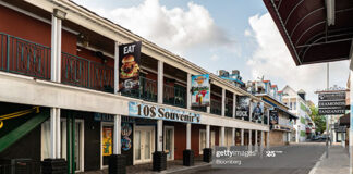 caribbean-islands-empty-of-tourists