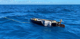 cubans-in-boat