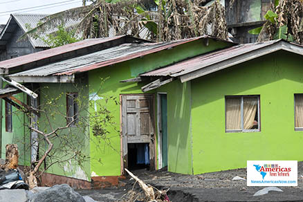 homes-destroyed-in-st-vincent