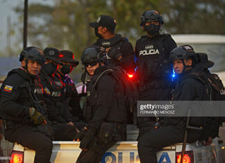 ecuador-police