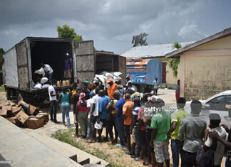 haitians-post-earthquake