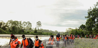 haitian-migrants-and-kids-in-the-darien-gap