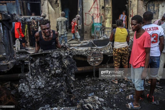 haiti-oil-truck-accident