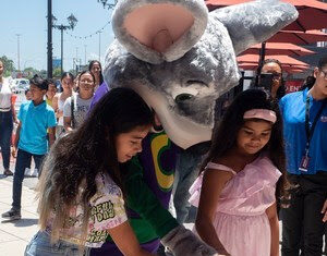 Ribbon-cutting-for-the-first Chuck E. Cheese-location-in-Suriname