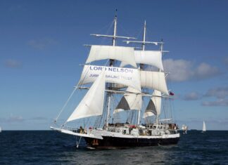 lord-nelson-tall-ship