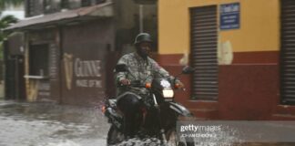 belize-flooding-ahead-of-hurricane-lisa