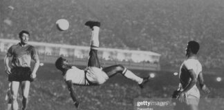 pele-bicycle-kick