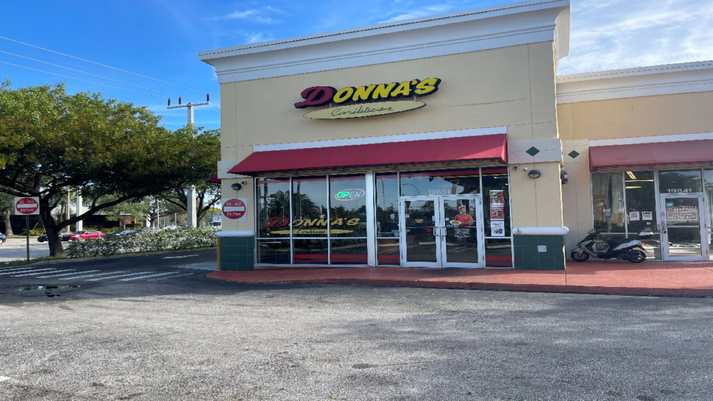 donnas-lauderhill-ordered-shut