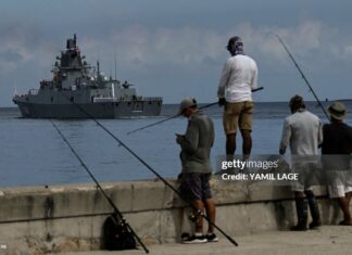 russia-submarine-visit-cuba