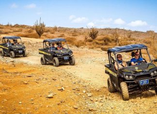 best-caribbean-experiences-aruba-jeep-tour