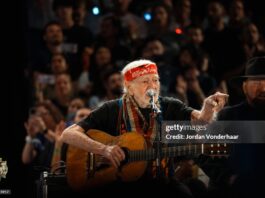 willy-nelson-for-kamala