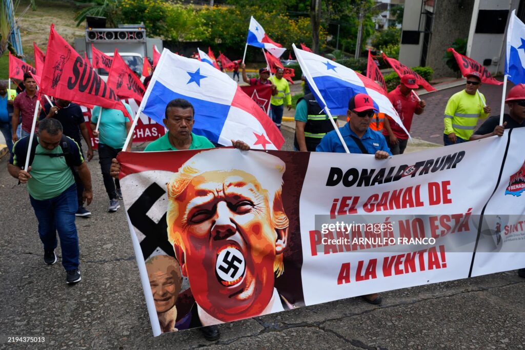 Panamanians-protest-donald-trump